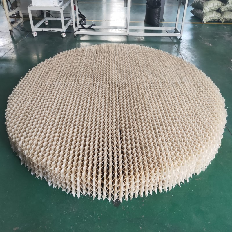 Emballage ondulé en PVDF : un outil améliorant l'efficacité à long terme dans des conditions de travail fortement acides et alcalines