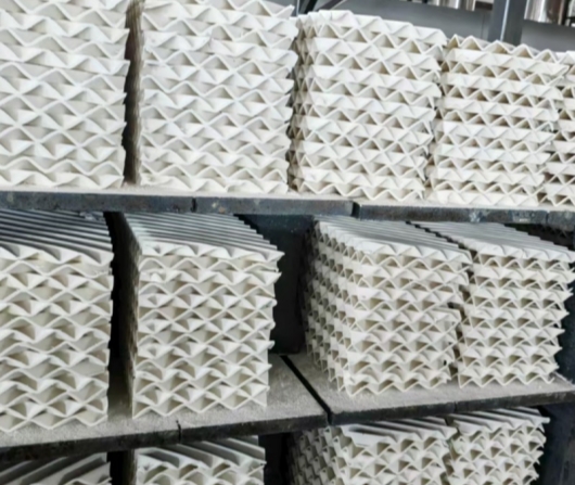 Comment choisir un emballage structuré ondulé en céramique ?
